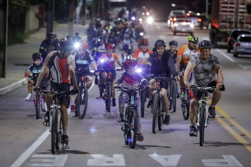 12_sem_transito_pedalada_noturna20 12_sem_transito_pedalada_noturna20