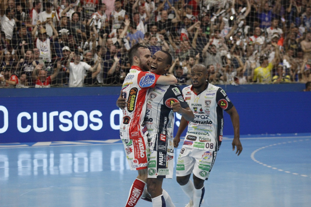 19.12.2021-Cascavel-x-Magnus-Foto-Assessoria-Cascavel-7