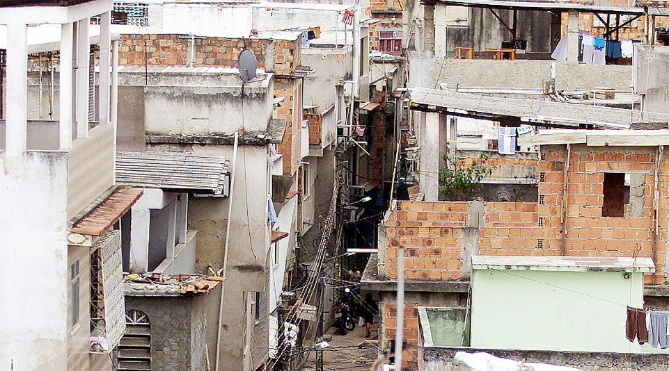 2001-07-17t120000z_1707981423_pbeahukzidh_rtrmadp_3_rio-de-janeiro