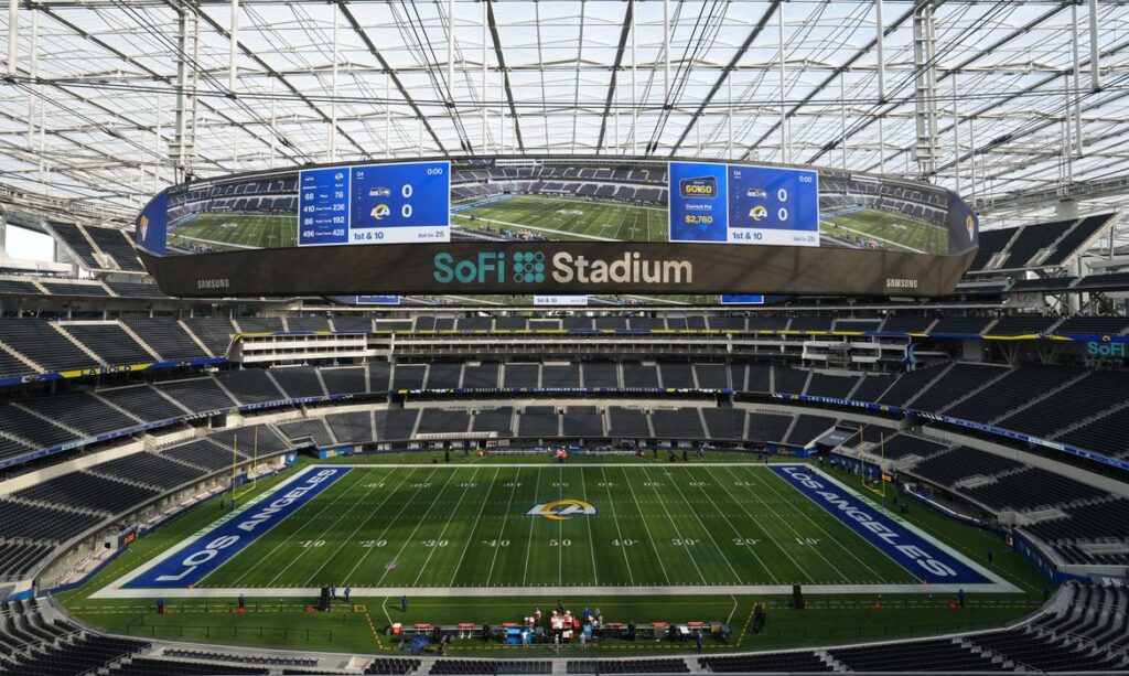 2022-01-13t232916z_1_lynxmpei0c16p_rtroptp_4_football-nfl-lar-sea 2022-01-13t232916z_1_lynxmpei0c16p_rtroptp_4_football-nfl-lar-sea