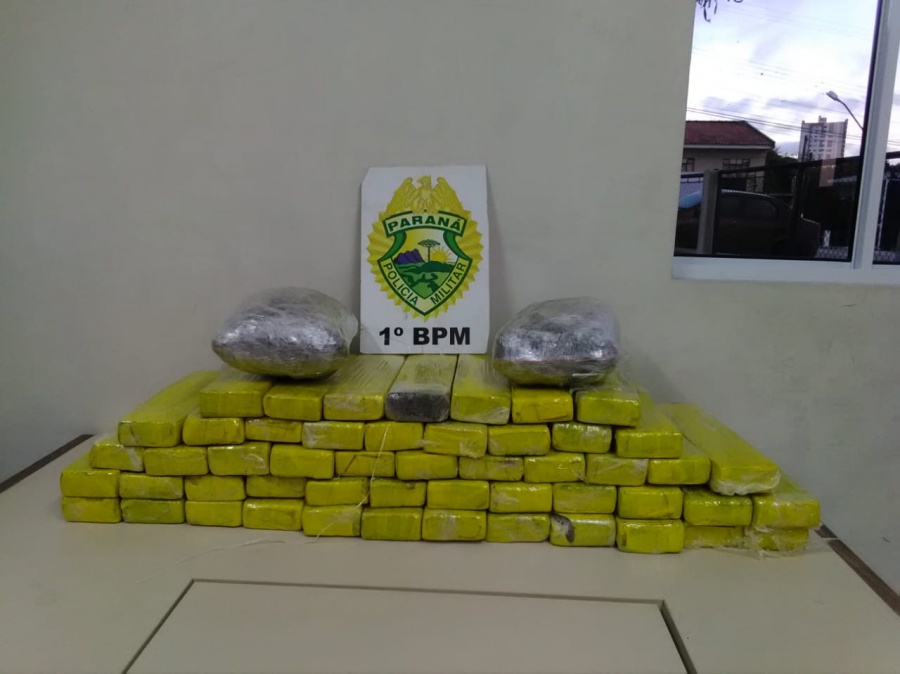 60c76922ec121-maconha