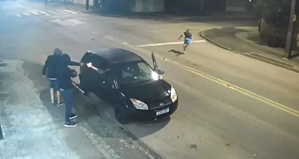 BALEADOS-DISTRIBUIDORA-CAJURU