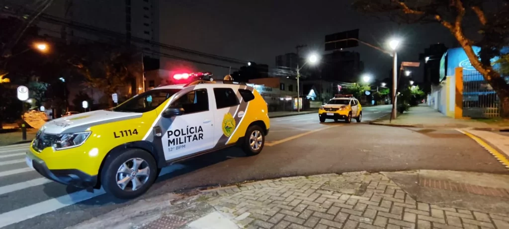 BANDIDOS-INVADEM-PREDIO