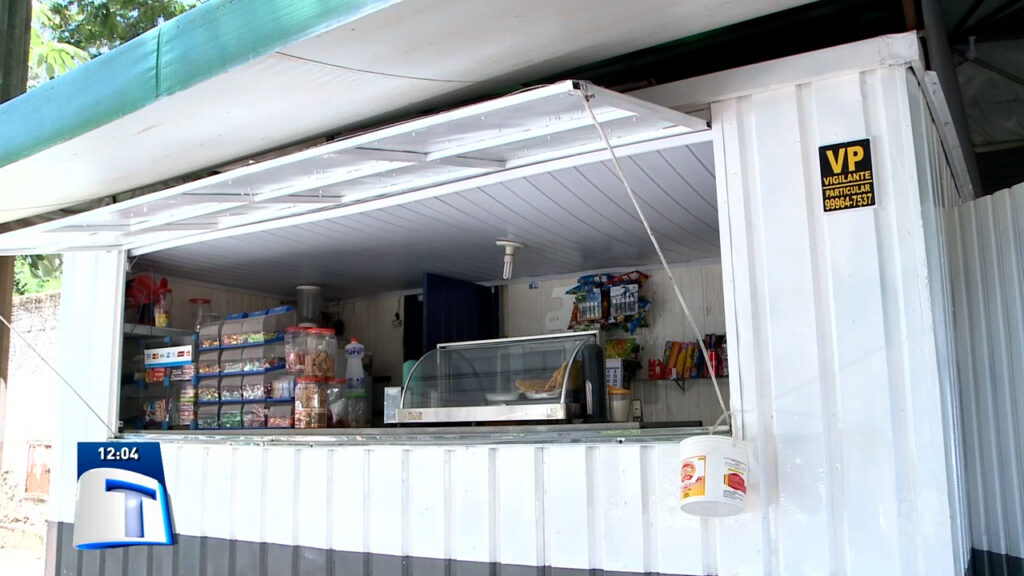 Bandidos-furtam-trailer-de-comerciante