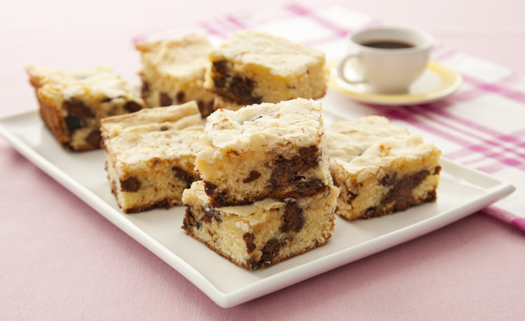 Brownie-de-Chocolate-Branco-e-Chips-de-Tortinha