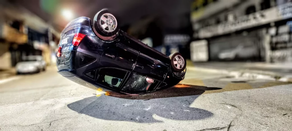 CARRO-CAPOTA-CIC-642aa636e8d88