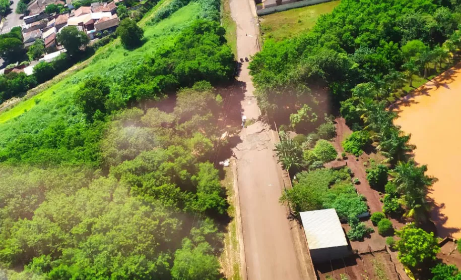 CHUVA-BANDEIRANTES