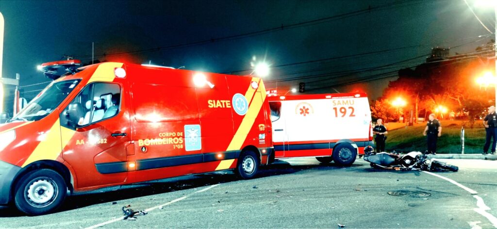 COLISAO-MOTO-CARRO