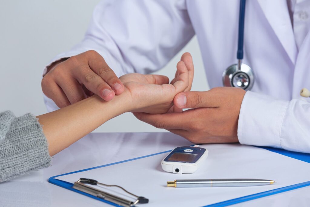 Dia-Mundial-do-Diabetes-2-Foto-FREEPIK-scaled Dia-Mundial-do-Diabetes-2-Foto-FREEPIK-scaled