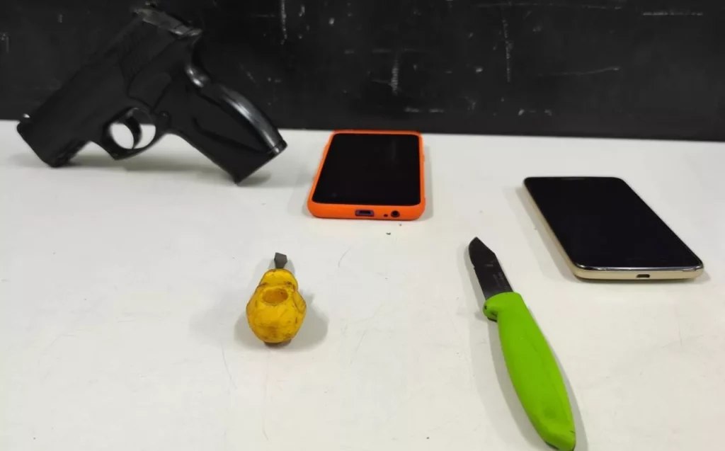 ESTUDANTE-ASSALTANTE