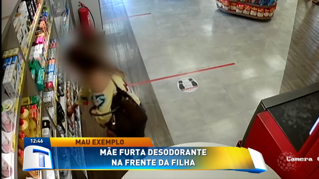 Gestante-furta-desodorantes-em-loja-conveniencia-na-Avenida-JK