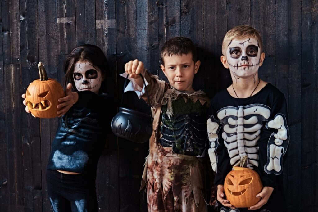Halloween-shopping-Boulevard