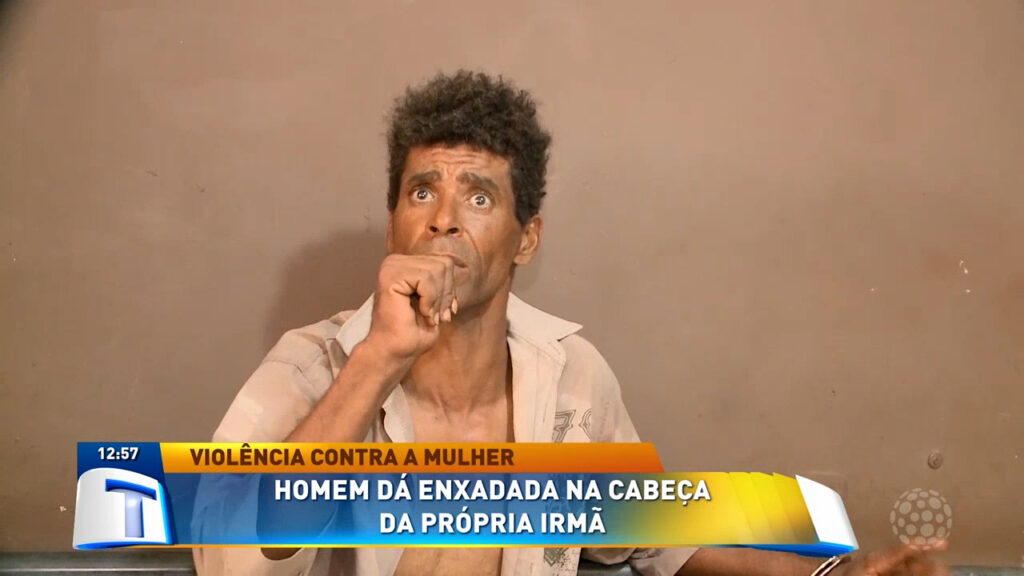 Homem-da-enxadada-na-cabeca-da-propria-irma-no-bairro-primeiro-de-maio-
