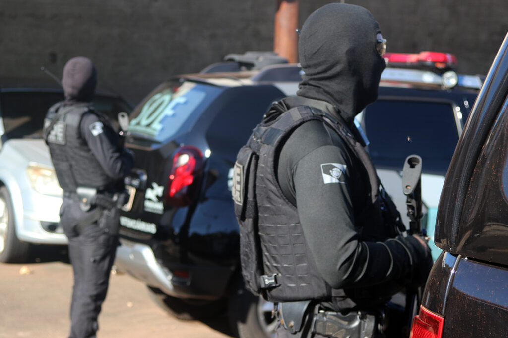 Carceragens de delegacias de quatro cidades do Oeste paranaense