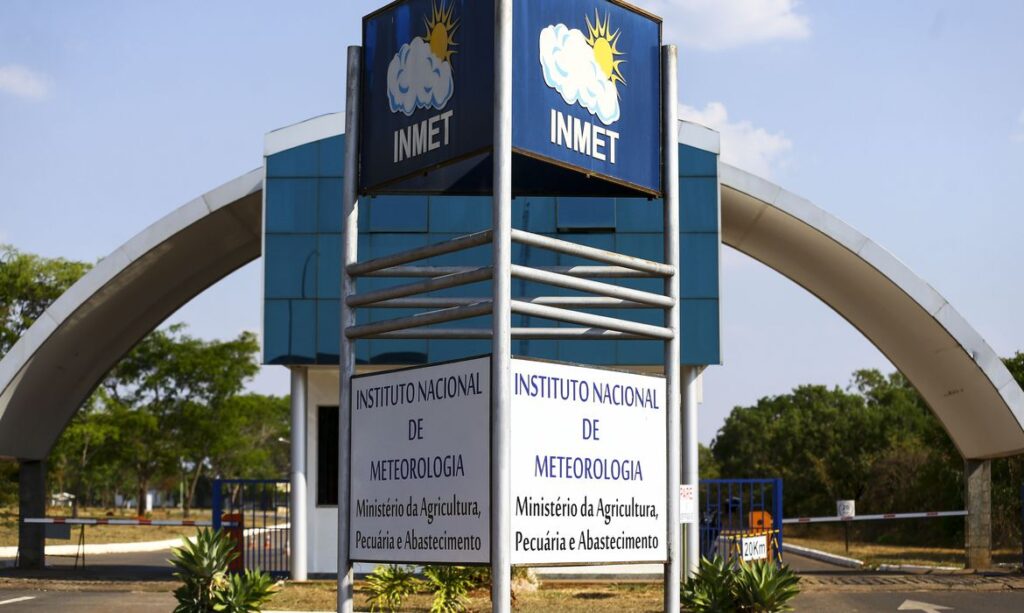 Fachada do instituto nacional de meteorologia (INMET), em Brasília. inmet-elevador-espacial