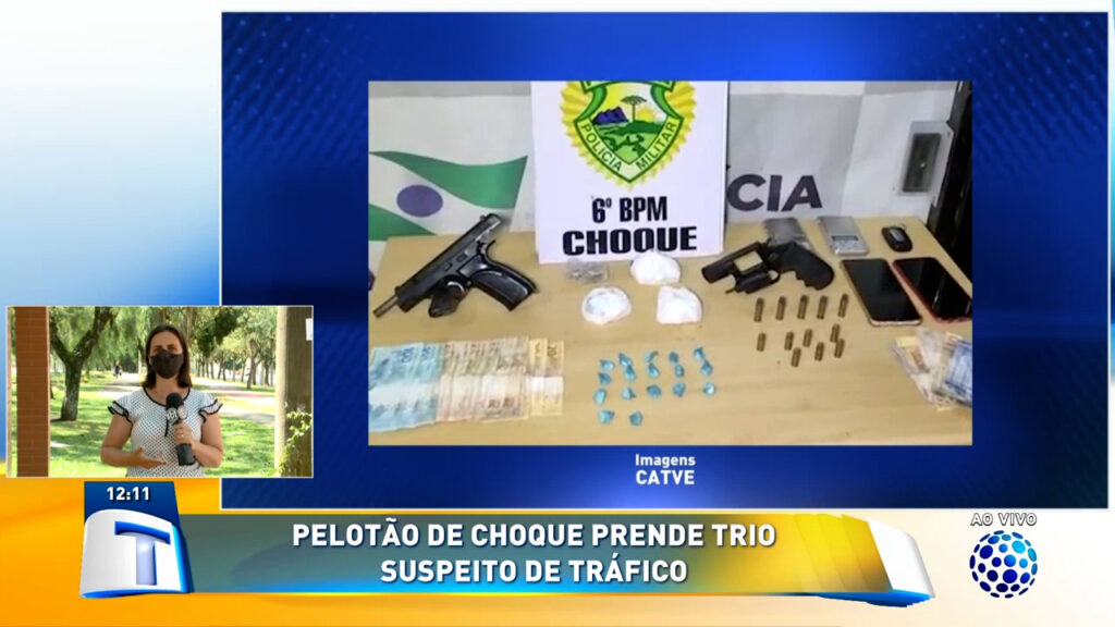 Mae-filho-e-amigo-sao-presos-suspeitos-de-trafico-de-drogas-em-Cascavel