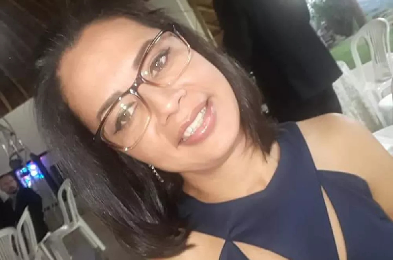 Mulher-morta-a-tiros-dentro-de-igreja-de-Londrina-e-identificada