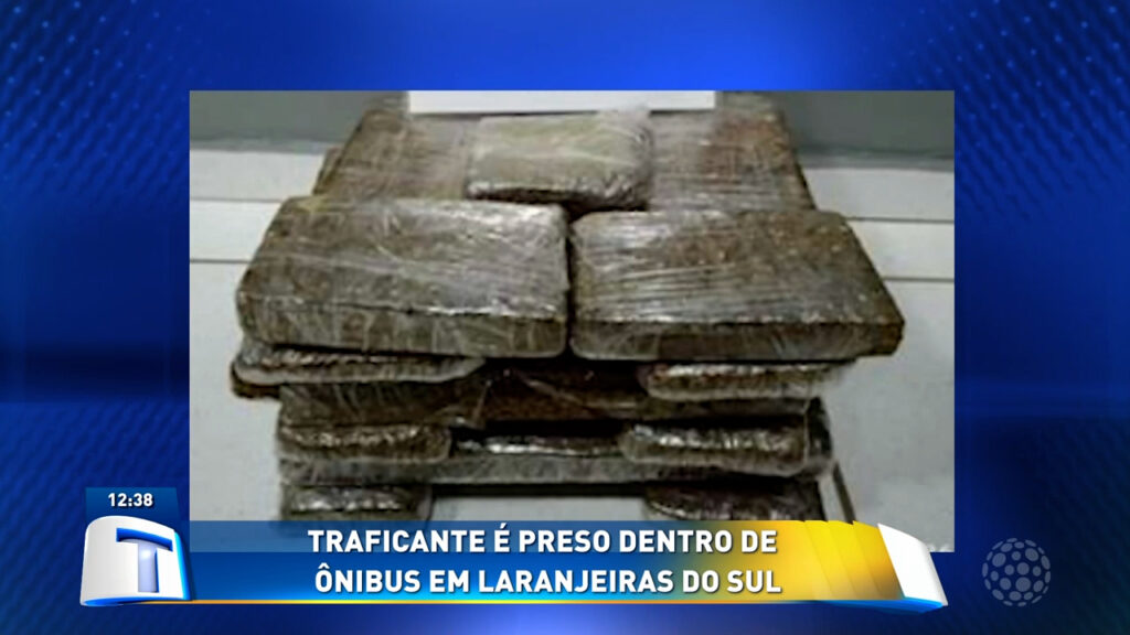PM-de-Laranjeiras-do-Sul-prende-traficantes-dentro-de-onibus PM-de-Laranjeiras-do-Sul-prende-traficantes-dentro-de-onibus