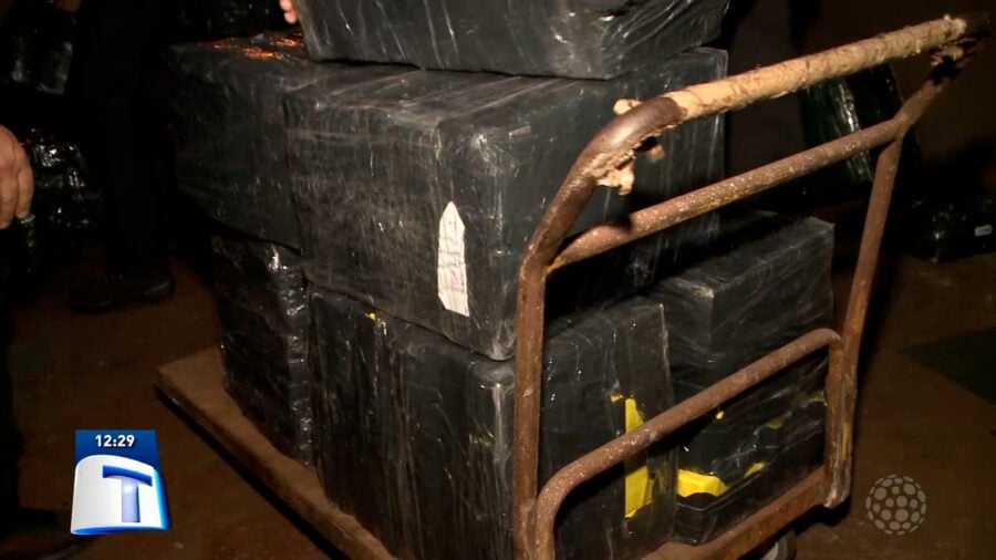 Policia-Civil-apreende-mais-de-duas-toneladas-de-maconha.00_00_27_26.Quadro001-e1628281082655