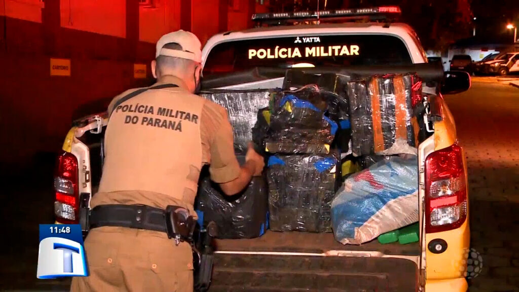 Policia-Militar-apreende-405-quilos-de-maconha.00_00_54_17.Quadro001