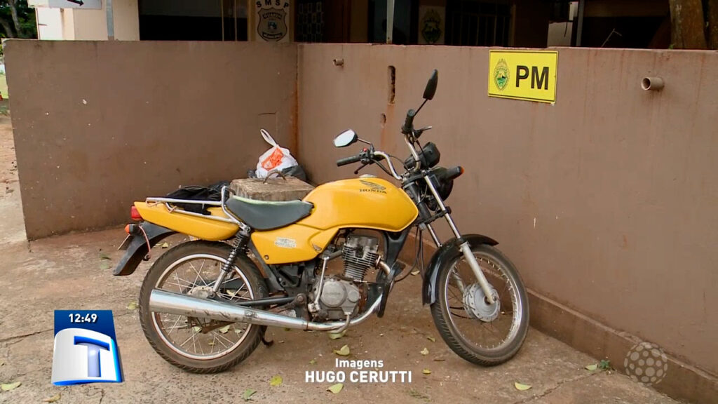 Policia-apreende-moto-que-estaria-sendo-usada-para-cometer-crimes Policia-apreende-moto-que-estaria-sendo-usada-para-cometer-crimes