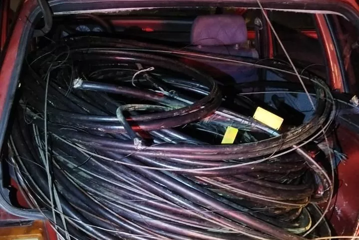 ROUBO-CABOS-CAMPO-LARGO