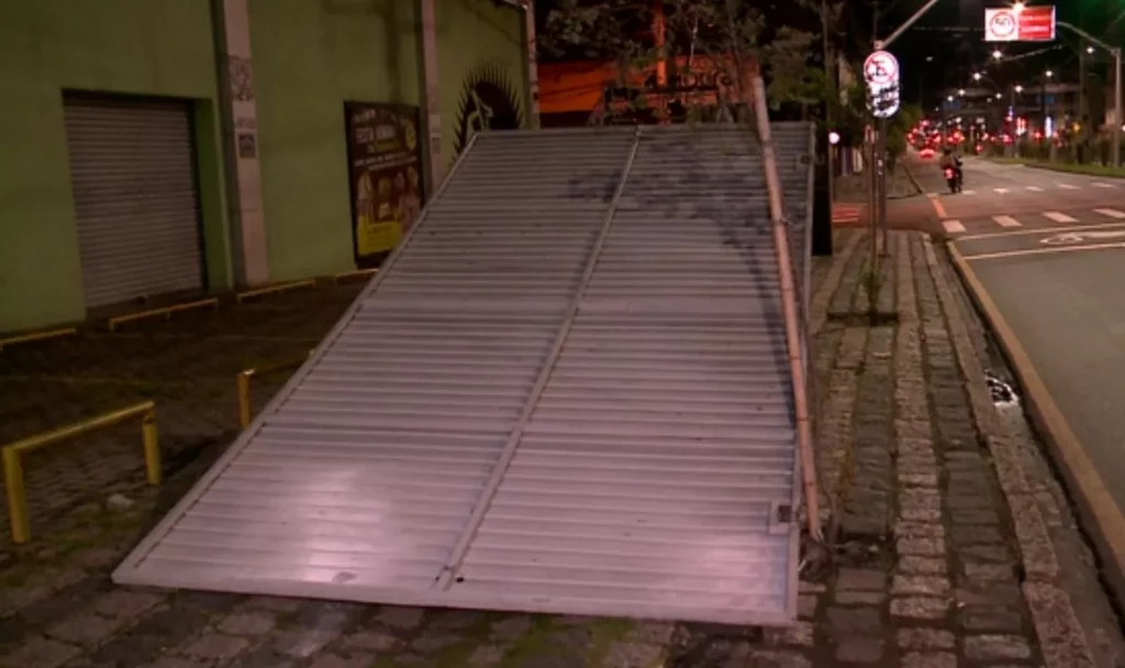 ROUBO-PORTÃO-CENTRO