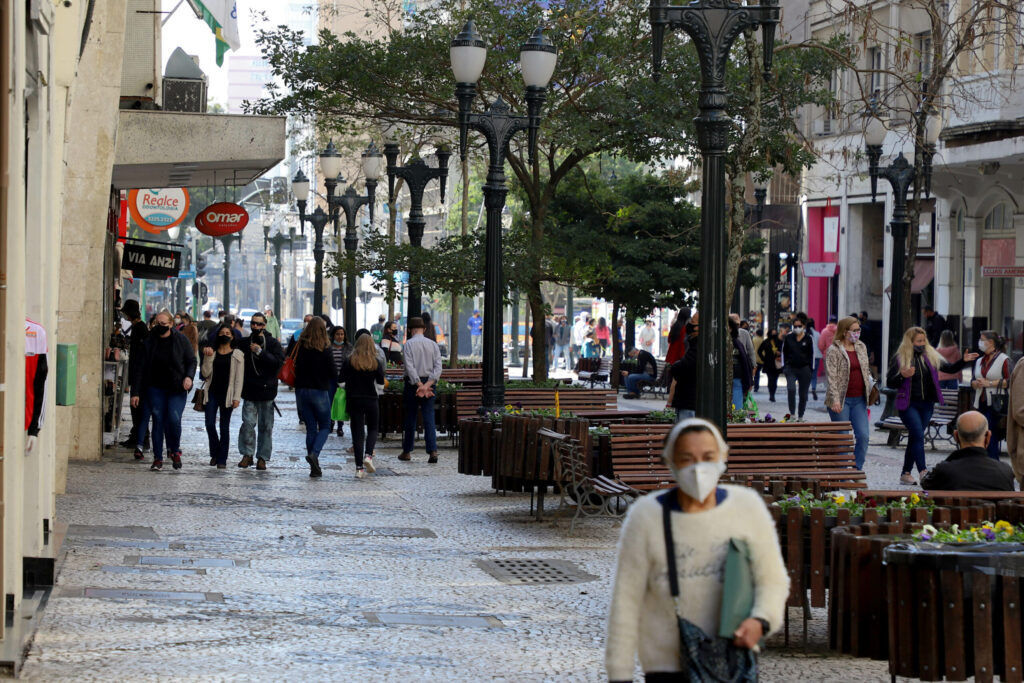 RUA_XVPESSOAS130721_12-scaled RUA_XVPESSOAS130721_12-scaled
