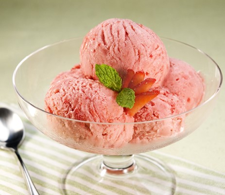 Sorvete-de-morango-sem-lactose Sorvete-de-morango-sem-lactose