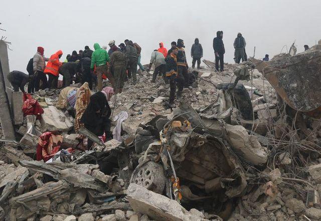 Terremoto-na-Turquia-e-Siria Terremoto-na-Turquia-e-Siria