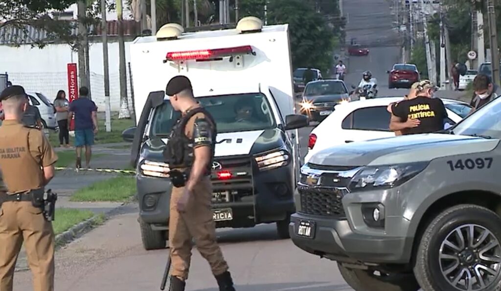 Tiroteio-entre-PM-e-suspeitos-de-roubo-de-carro-termina-com-tres-mortos-no-Parolin