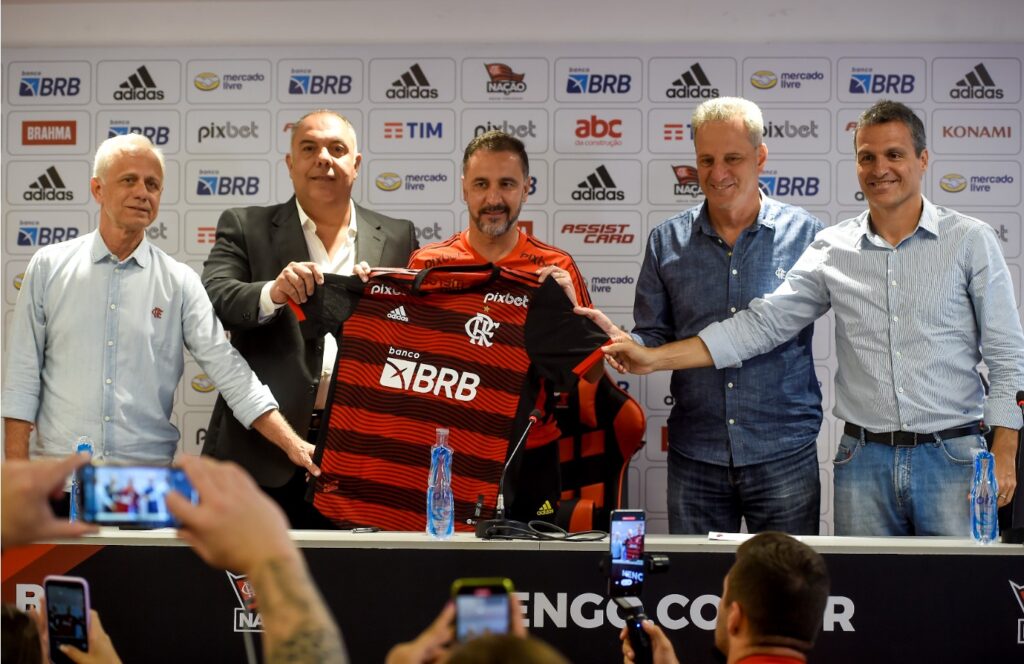 Vitor-Pereira-acordo-Flamengo Vitor-Pereira-acordo-Flamengo