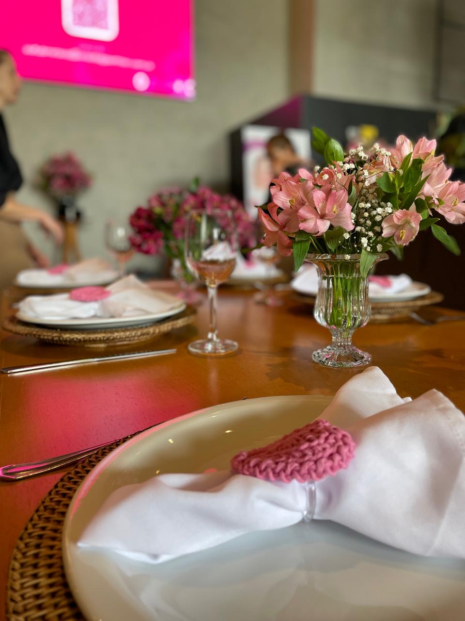 outubro-rosa-lojas-colombo-parceiros