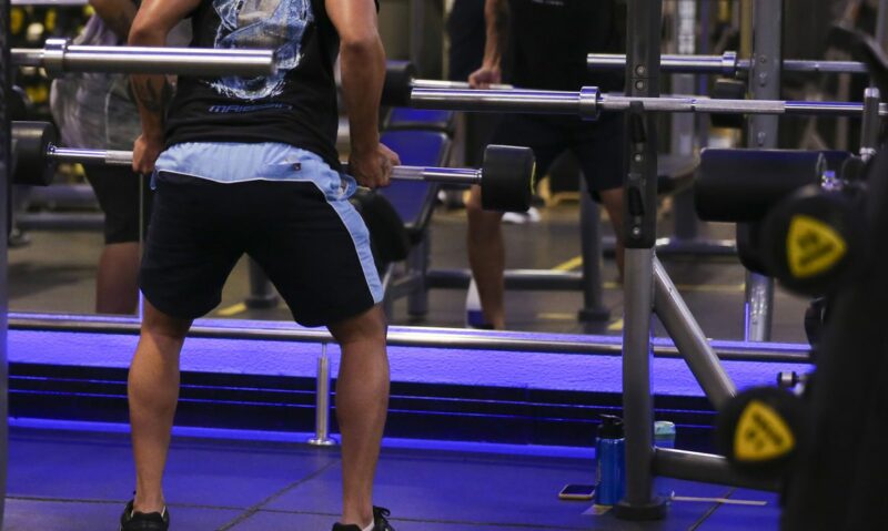 Academia, exercicio fisíco Academia, exercicio fisíco