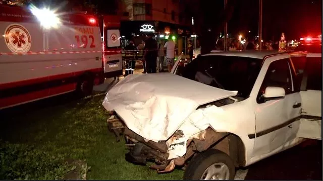 acidente-8 Homem causa acidente e abandona família dentro do carro