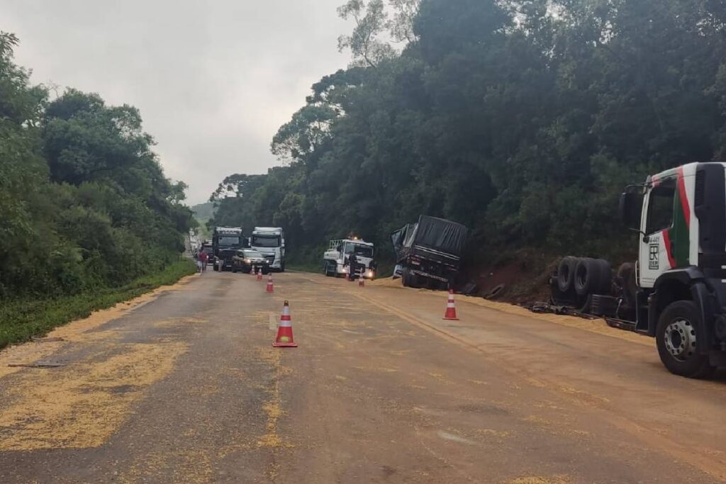 acidente-caminhao-br-277 acidente-caminhao-br-277