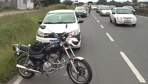 acidente-gol-e-moto acidente-gol-e-moto