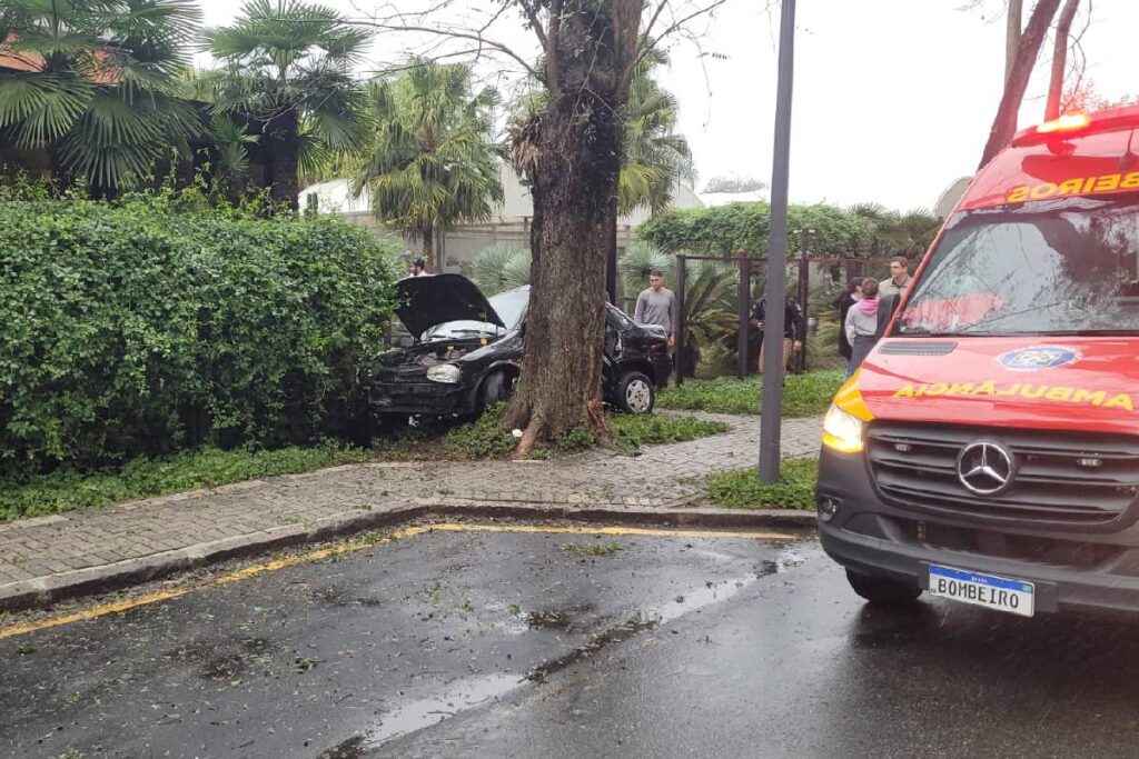 acidente-grave-em-curitiba acidente-grave-em-curitiba