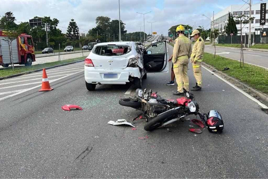 acidente-linha-verde-transito