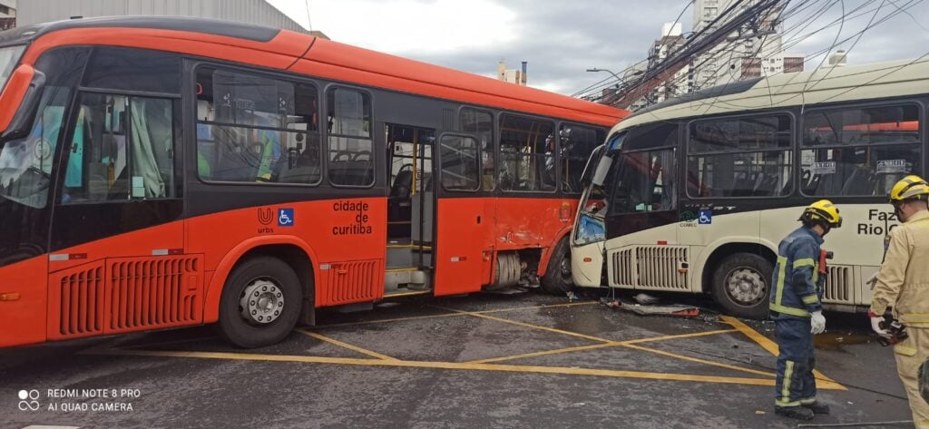 acidente-onibus-curitiba