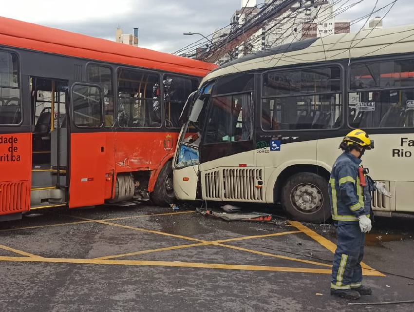 acidente-onibus-curitiba-vitimas acidente-onibus-curitiba-vitimas