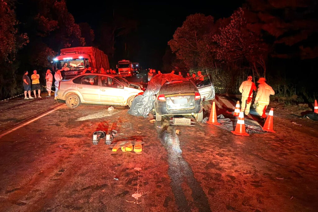 acidente-pitanga-pr-466-quatro-mortes acidente-pitanga-pr-466-quatro-mortes