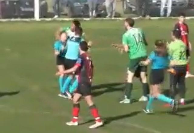 agressao-arbitra