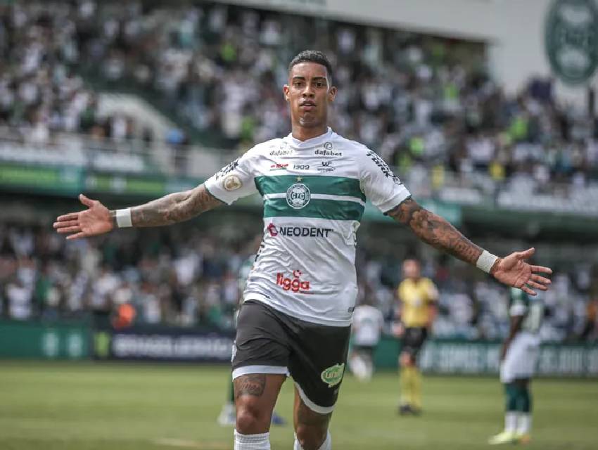 alef-manga-coritiba alef-manga-coritiba-penalidade-maxima