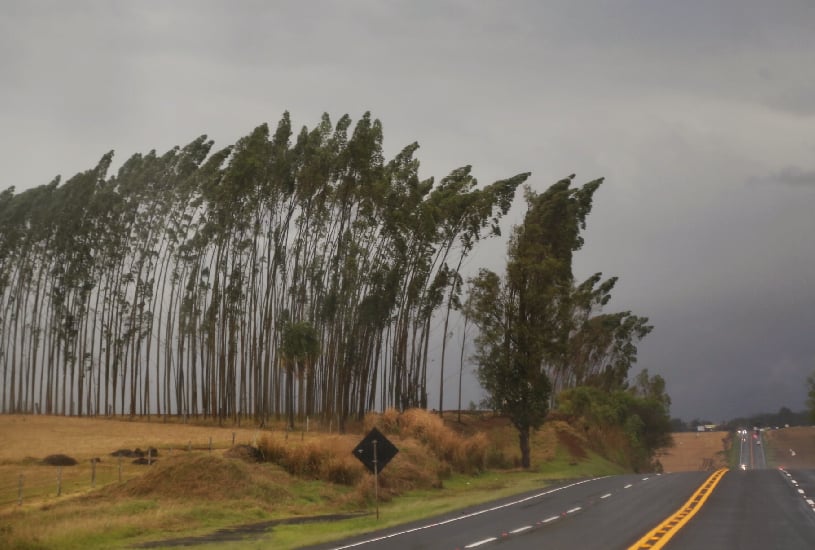 alerta-laranja-tempestade-parana