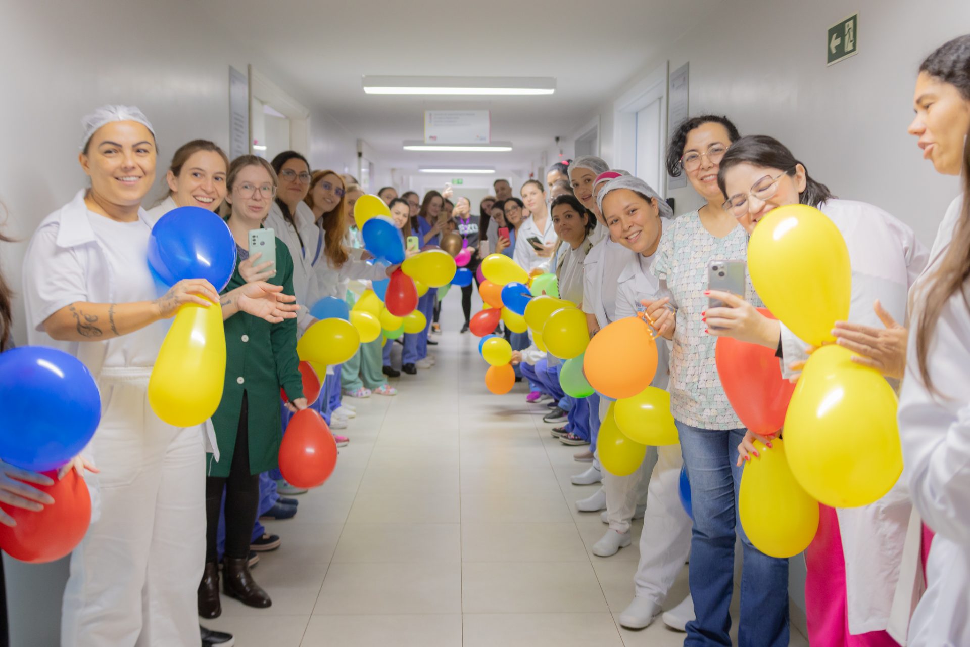 alta-Kherollyn-despedida-hospital