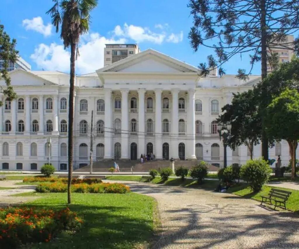 aluno-expulso-ufpr-nazismo aluno-expulso-ufpr-nazismo