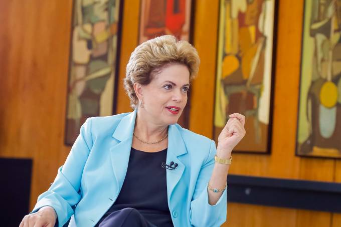 alx_brasil-dilma-sbt-20150812-01_original