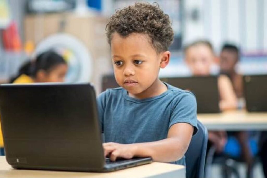 ambientes-inteligentes-na-educacao