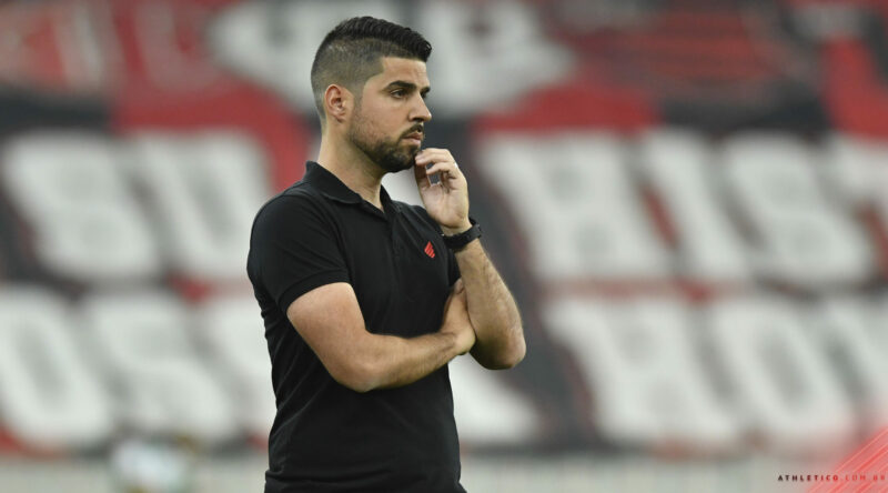 antonio-oliveira-scaled-e1631220406239